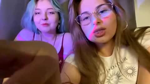 Snapshot of mckenzieflorczak chatting on July 2026 04:27:02 PM Anne and Ellie online show from July 2026 04:27:02 PM