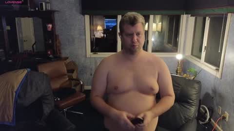 Snapshot of mckhero chatting on December 2024 06:53:02 AM Sean online show from December 2024 06:53:02 AM