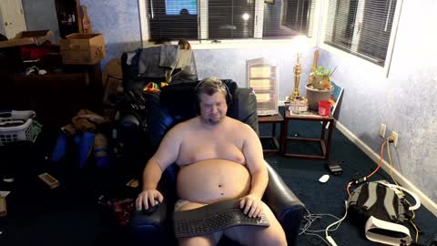 Snapshot of mckhero chatting on January 2025 04:04:01 AM Sean online show from January 2025 04:04:01 AM