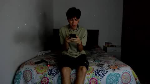 mcloviin_ online show from February 2026 06:00:02 AM