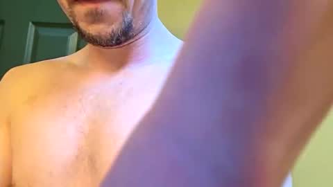 Snapshot of mclovinmackay chatting on February 2026 06:58:01 PM mclovinmackay online show from February 2026 06:58:01 PM