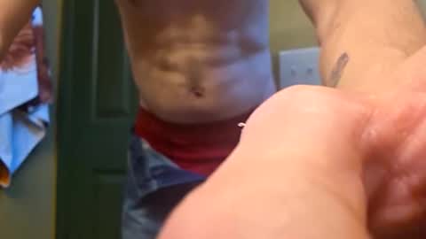 Snapshot of mclovinmackay chatting on February 2026 12:29:02 AM mclovinmackay online show from February 2026 12:29:02 AM