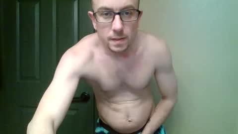 Snapshot of mclovinmackay chatting on February 2026 10:27:02 AM mclovinmackay online show from February 2026 10:27:02 AM