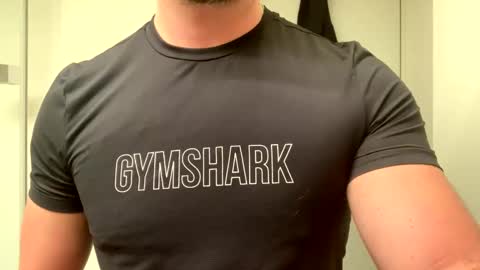 Snapshot of mcr8080 chatting on January 2025 06:46:01 AM mcr8080 online show from January 2025 06:46:01 AM