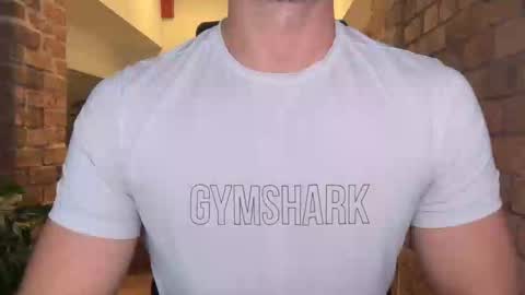 Snapshot of mcr8080 chatting on September 2025 04:18:01 PM mcr8080 online show from September 2025 04:18:01 PM