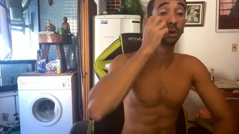 Snapshot of mdbisc chatting on February 2025 04:00:02 PM mdbisc online show from February 2025 04:00:02 PM