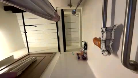 Snapshot of mdurand1137 chatting on November 2025 10:52:02 PM Dens cam online show from November 2025 10:52:02 PM