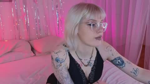 Roze online show from March 2026 07:58:01 AM