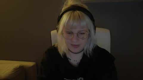 Roze online show from May 2026 01:33:01 AM