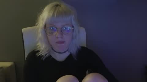 Roze online show from June 2026 12:48:02 AM