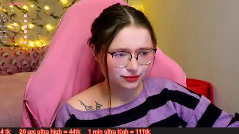 Snapshot of me_hanna chatting on January 2025 10:48:01 PM Hanna online show from January 2025 10:48:01 PM