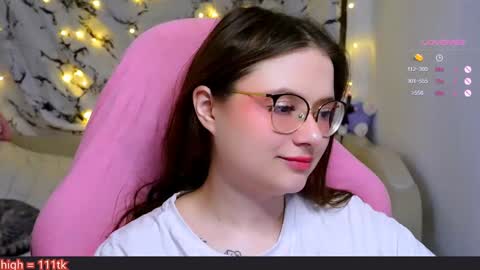 Snapshot of me_hanna chatting on February 2025 10:44:02 PM Hanna online show from February 2025 10:44:02 PM