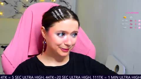 Snapshot of me_hanna chatting on March 2025 10:43:02 PM Hanna online show from March 2025 10:43:02 PM