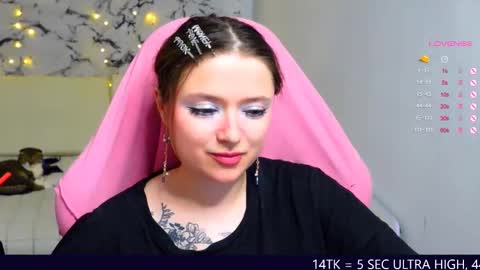 Snapshot of me_hanna chatting on March 2025 01:48:01 AM Hanna online show from March 2025 01:48:01 AM