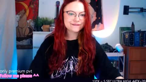 Snapshot of me_hanna chatting on September 2025 10:42:02 PM Hanna online show from September 2025 10:42:02 PM