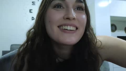 Snapshot of me_lissa_sun chatting on January 2025 07:38:01 PM Melissa online show from January 2025 07:38:01 PM