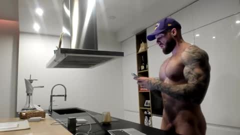 Snapshot of mealphamale chatting on February 2026 03:43:01 PM Alpha Male online show from February 2026 03:43:01 PM