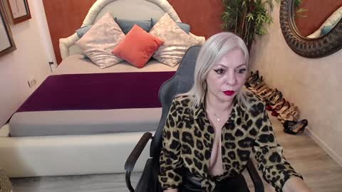 meamandax online show from January 2025 07:55:02 AM