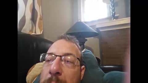 Snapshot of meatinyourgrill chatting on October 2025 08:49:02 PM meatinyourgrill online show from October 2025 08:49:02 PM