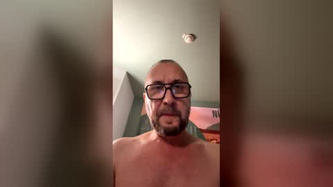 medderick online show from May 2026 02:51:02 AM