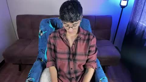 Snapshot of medianocheblue chatting on July 2026 03:37:02 PM medianocheblue online show from July 2026 03:37:02 PM