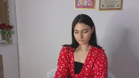 Snapshot of medina_andress chatting on March 2025 02:10:02 PM Dina online show from March 2025 02:10:02 PM