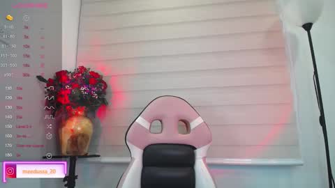 Johana  online show from February 2026 11:32:02 AM