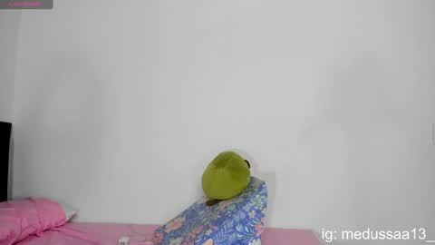 medussa13 online show from January 2025 12:15:01 PM