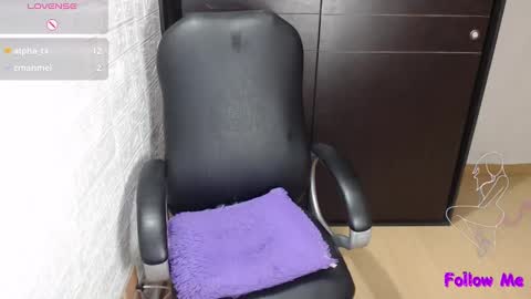 Snapshot of medussa_kat chatting on January 2025 11:29:01 PM Katrina online show from January 2025 11:29:01 PM