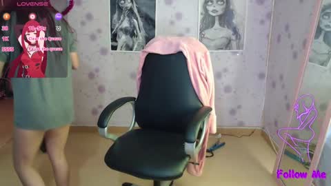 Snapshot of medussa_kat chatting on February 2025 08:11:01 PM Katrina online show from February 2025 08:11:01 PM