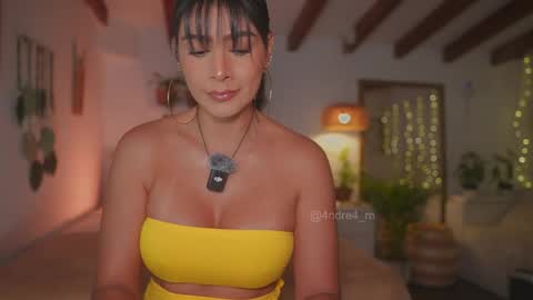 Andrea  online show from October 2025 11:41:02 AM