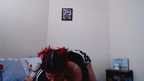 Snapshot of meehturt chatting on November 2025 03:01:02 PM anna online show from November 2025 03:01:02 PM