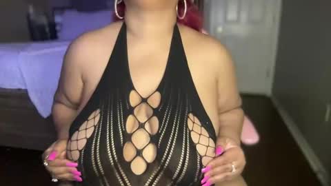 Snapshot of meetsouthernpeach chatting on January 2025 08:10:02 PM Southern Peach online show from January 2025 08:10:02 PM