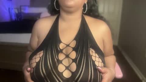 Snapshot of meetsouthernpeach chatting on February 2025 05:55:02 AM Southern Peach online show from February 2025 05:55:02 AM