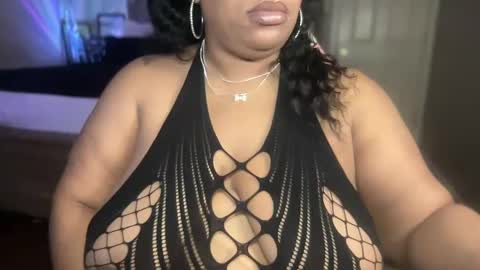 Snapshot of meetsouthernpeach chatting on February 2025 04:25:01 AM Southern Peach online show from February 2025 04:25:01 AM