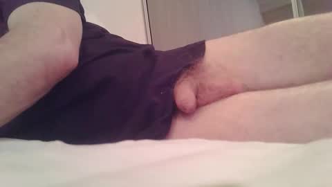 meforu21 online show from April 2026 06:50:01 PM