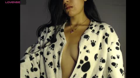 Snapshot of meg4nmiau chatting on January 2025 04:08:02 PM Meg4n Miauuuu online show from January 2025 04:08:02 PM