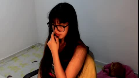 Meg4n Miauuuu online show from May 2026 11:27:02 AM