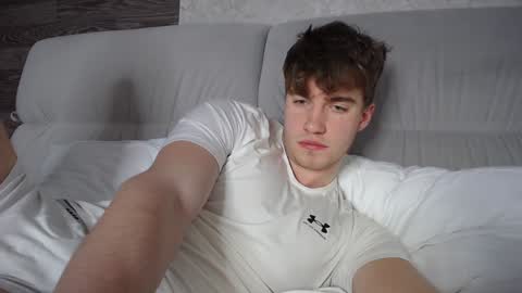 Max online show from February 2025 05:45:01 PM