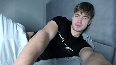 Max online show from December 2025 09:11:01 PM