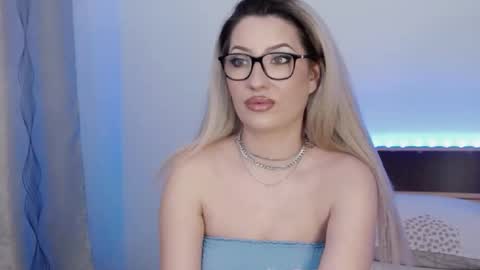 Megan Blazee  online show from February 2025 11:14:02 PM