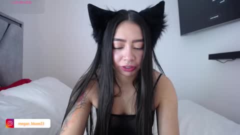 Snapshot of megan_bluee_ chatting on September 2025 03:00:02 PM Megan Bluee online show from September 2025 03:00:02 PM