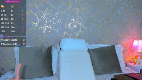 Snapshot of megan_clarck_ chatting on December 2024 02:56:02 AM Puedes llamarme angy online show from December 2024 02:56:02 AM