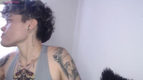 Snapshot of megan_coop3r_ chatting on December 2025 09:54:02 PM Megan and sophi online show from December 2025 09:54:02 PM