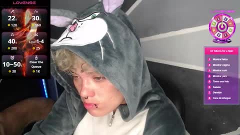 Snapshot of megan_coop3r_ chatting on January 2026 05:01:01 AM Megan and sophi online show from January 2026 05:01:01 AM