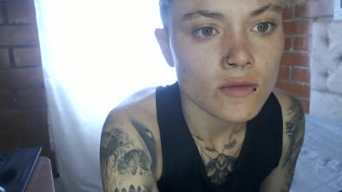 Snapshot of megan_coop3r_ chatting on June 2026 06:10:01 PM Megan and sophi online show from June 2026 06:10:01 PM