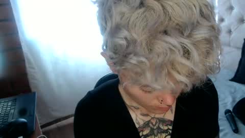 Megan and sophi online show from June 2026 08:11:01 PM
