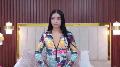Carolina Paez online show from June 2026 12:29:01 PM