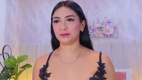Carolina Paez online show from July 2026 12:31:01 PM