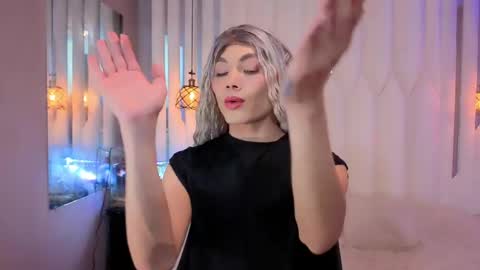 megan do santos online show from May 2026 07:55:01 PM